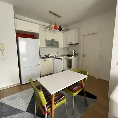 Διαμέρισμα Havuz Manzarali, Guvenlikli Site Icinde *